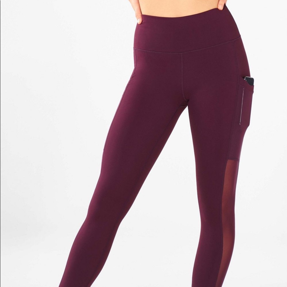 Fabletics Mila High Waisted Pocket Capri